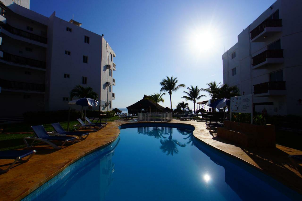 Hotel Imperial Las Perlas Cancun Exterior photo